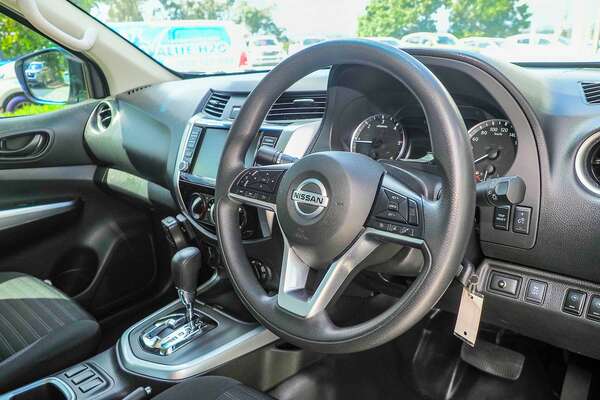 2021 Nissan Navara SL D23