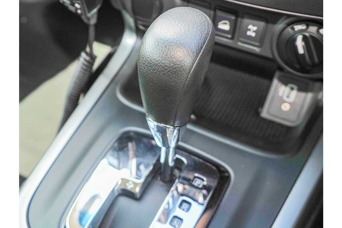 2021 Nissan Navara SL D23