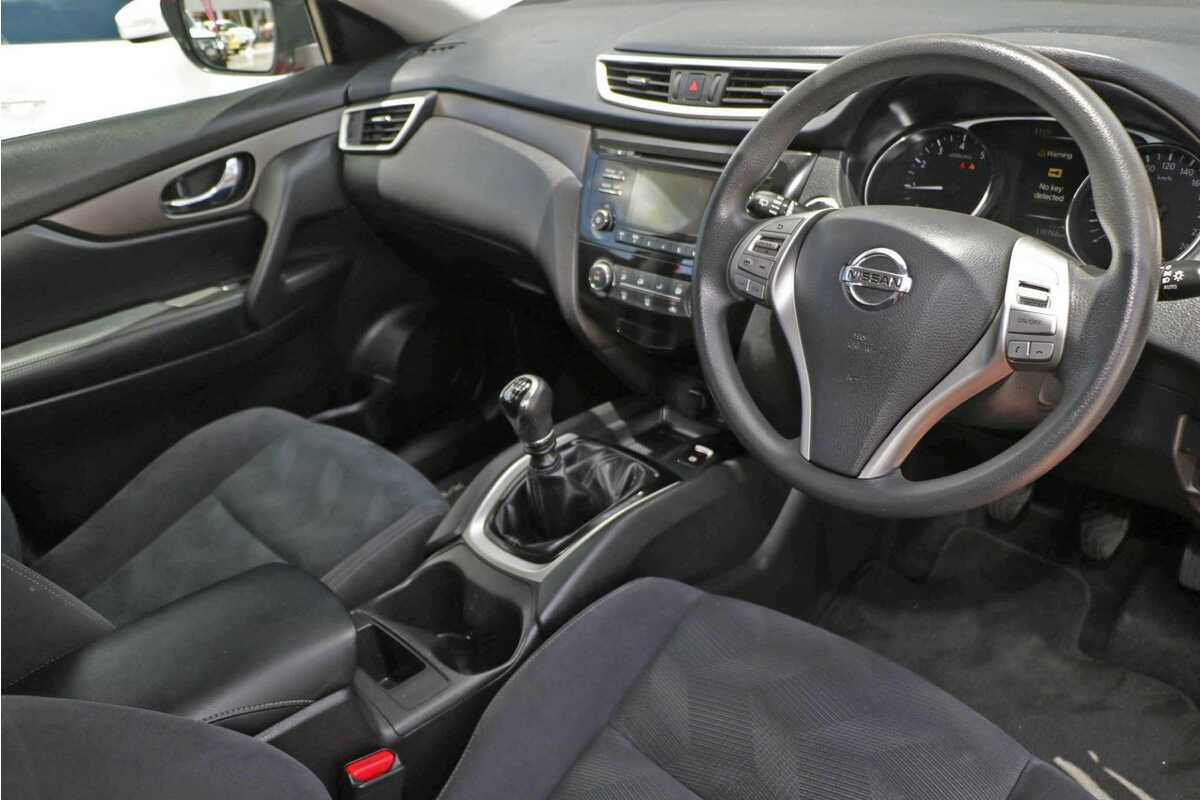 2014 Nissan X-TRAIL ST T32