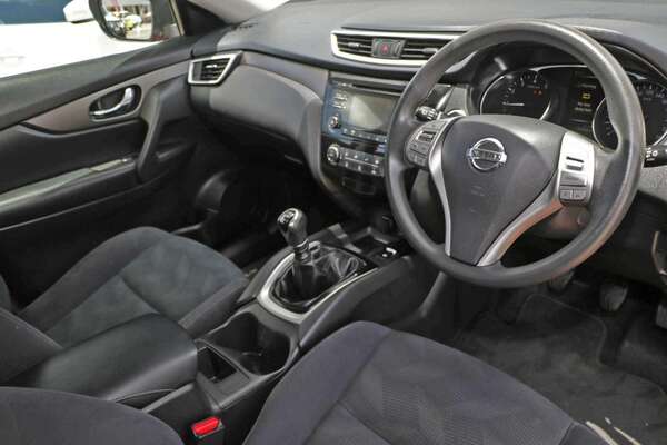 2014 Nissan X-TRAIL ST T32