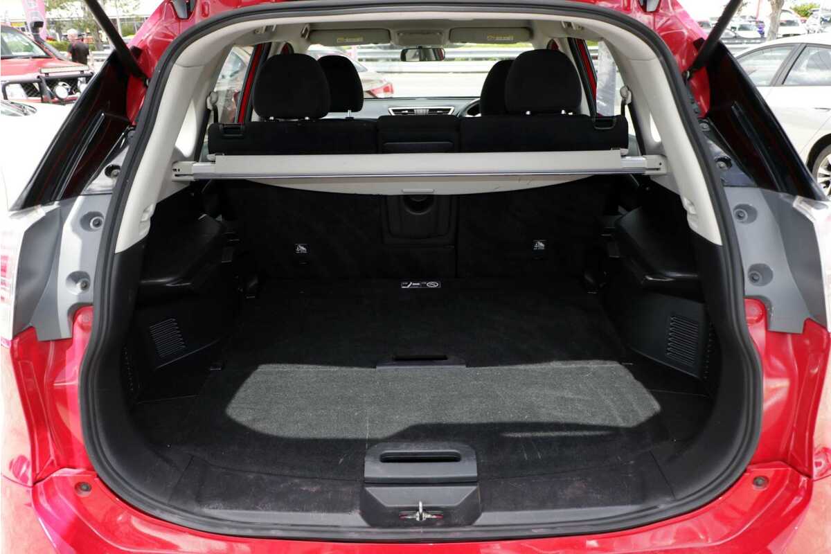 2014 Nissan X-TRAIL ST T32