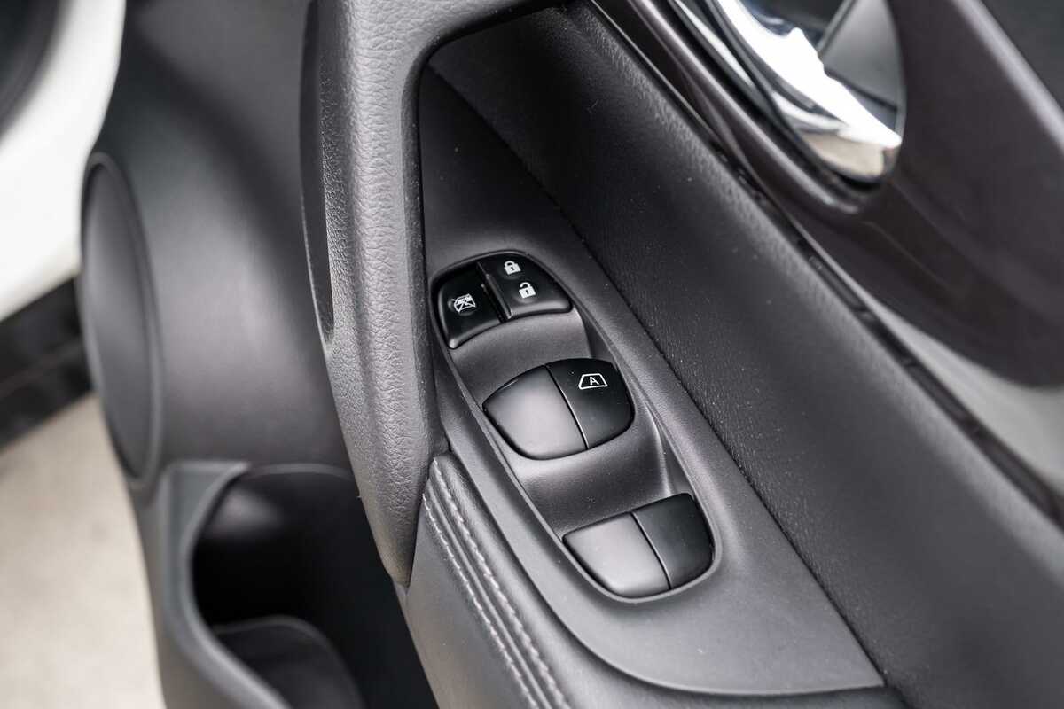 2018 Nissan X-TRAIL ST-L T32 Series II