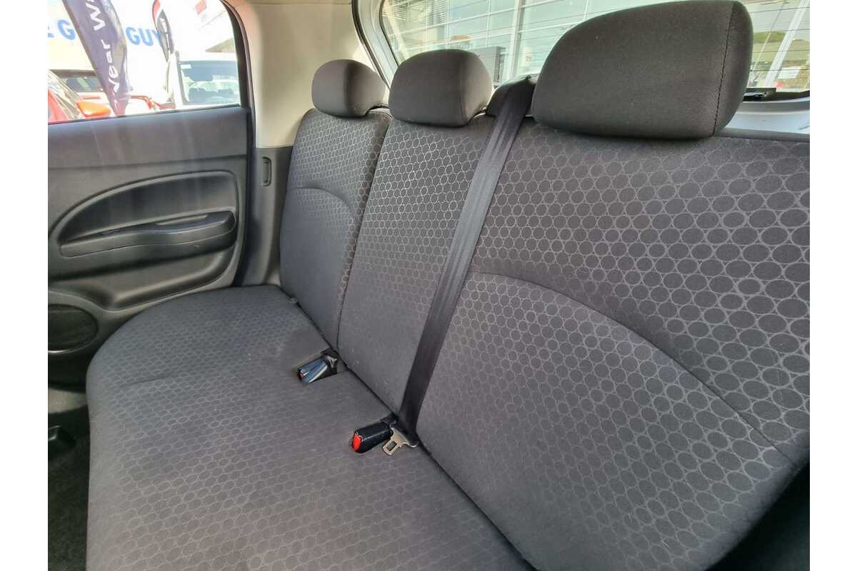 2013 Mitsubishi Mirage ES LA