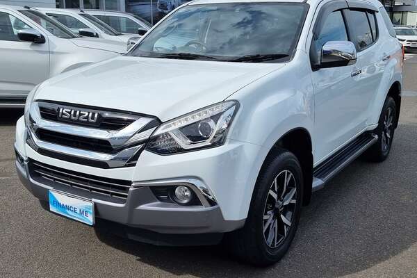 2020 Isuzu MU-X LS-U