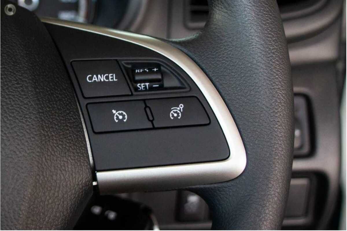 2023 Mitsubishi Triton GLX MR