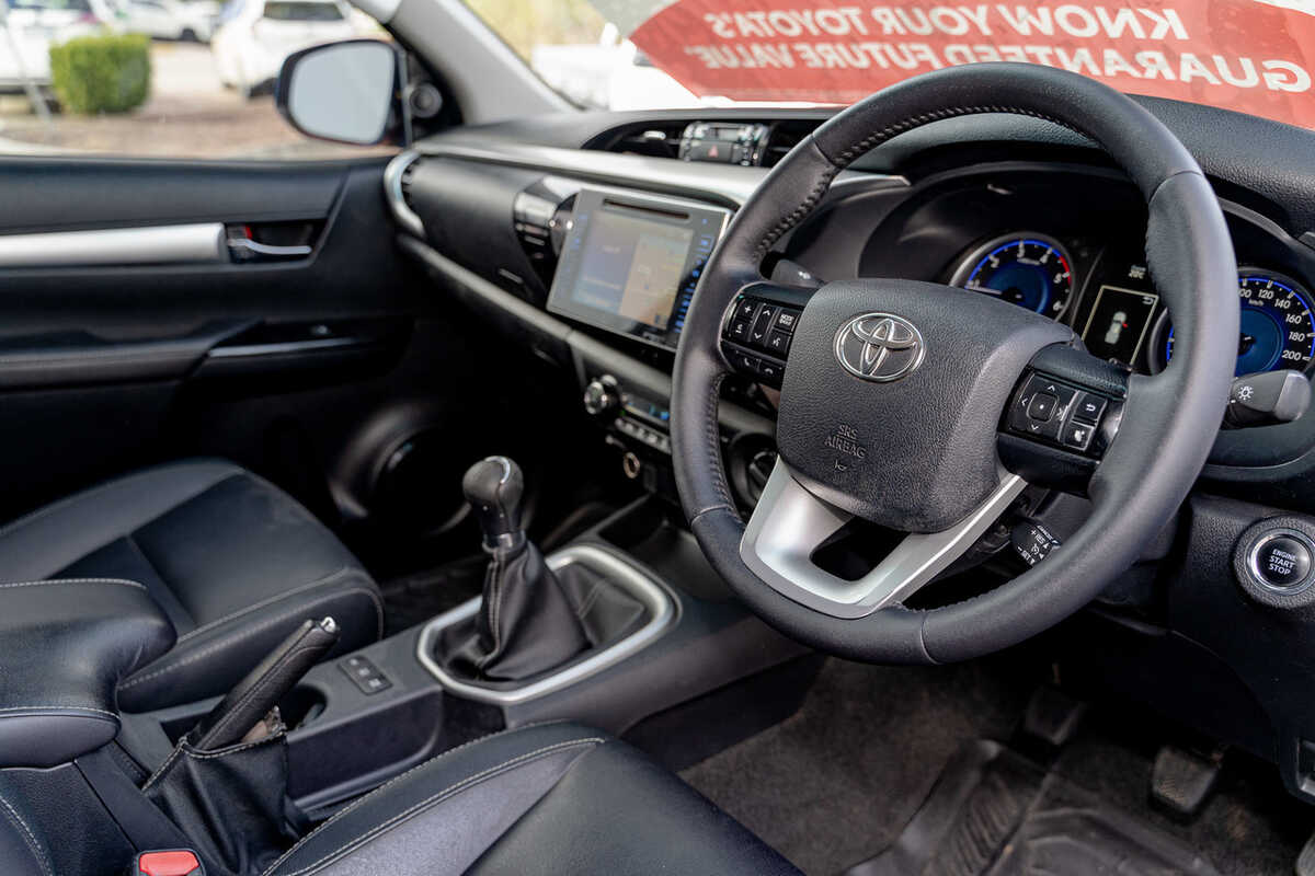 2016 Toyota Hilux SR5 Double Cab GUN126R 4X4