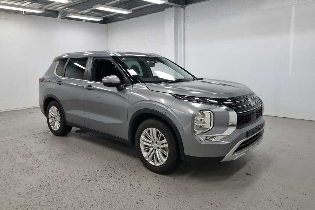 2021 Mitsubishi Outlander ES ZM