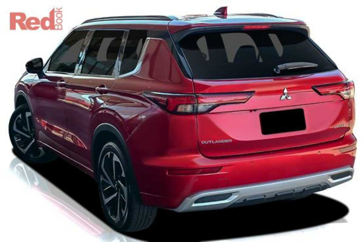 2023 Mitsubishi Outlander Exceed ZM