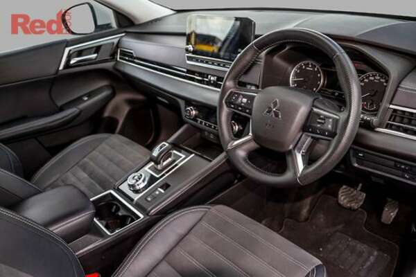 2023 Mitsubishi Outlander Aspire ZM