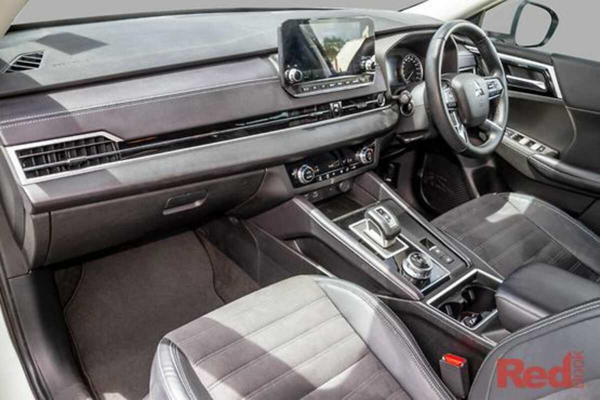 2023 Mitsubishi Outlander Aspire ZM