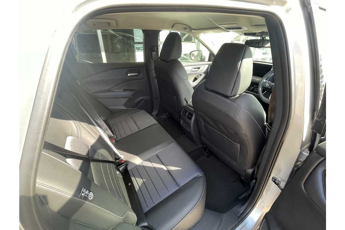 2023 Nissan QASHQAI ST-L J12