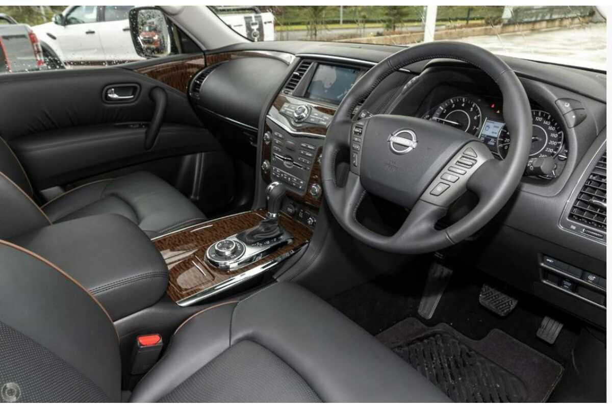 2023 Nissan Patrol Ti-L Y62