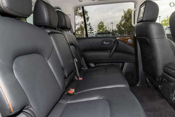 2023 Nissan Patrol Ti-L Y62