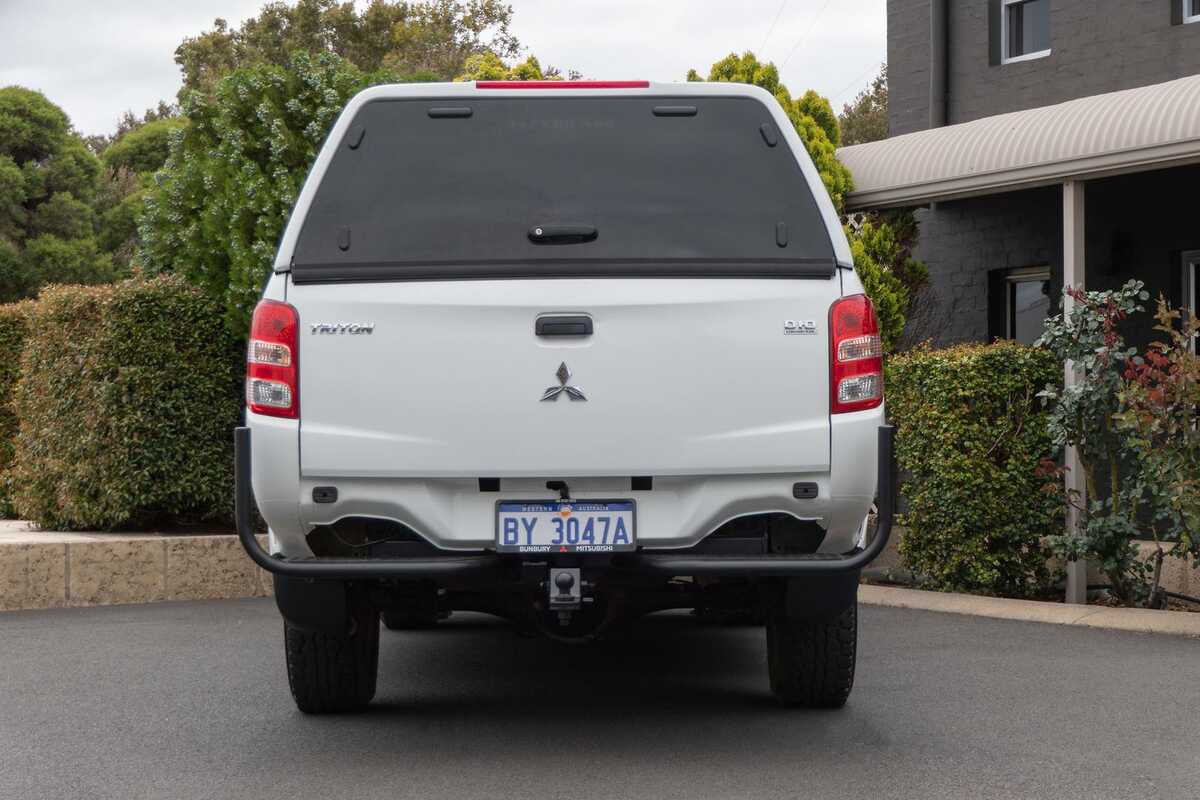 2015 Mitsubishi Triton GLX MQ
