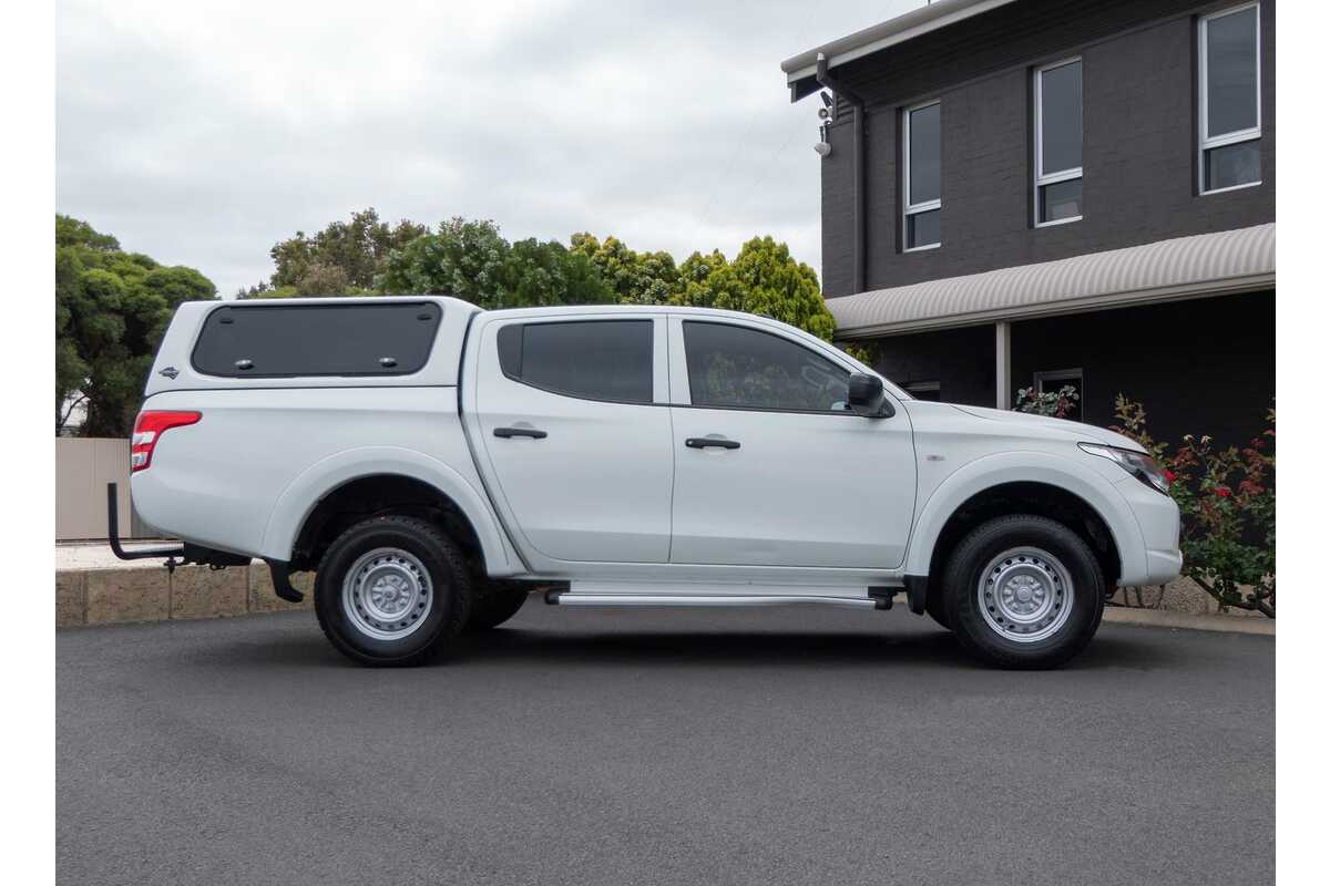 2015 Mitsubishi Triton GLX MQ