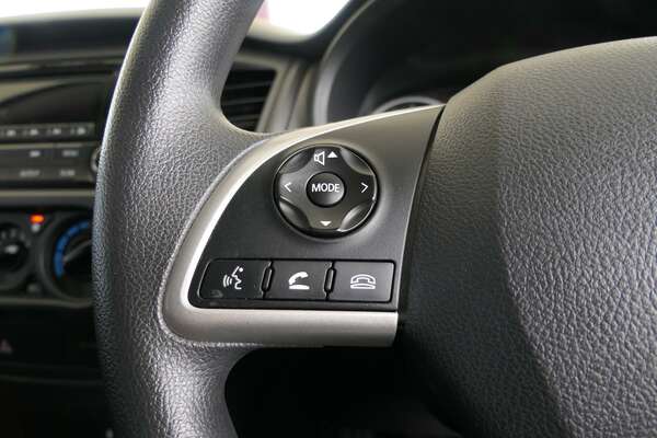 2015 Mitsubishi Triton GLX MQ