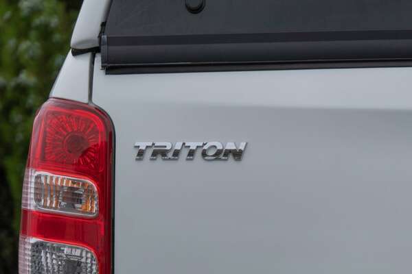 2015 Mitsubishi Triton GLX MQ