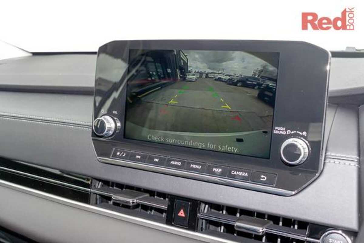 2023 Mitsubishi Outlander LS ZM