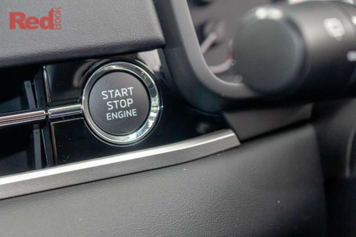 2023 Mitsubishi Outlander LS ZM