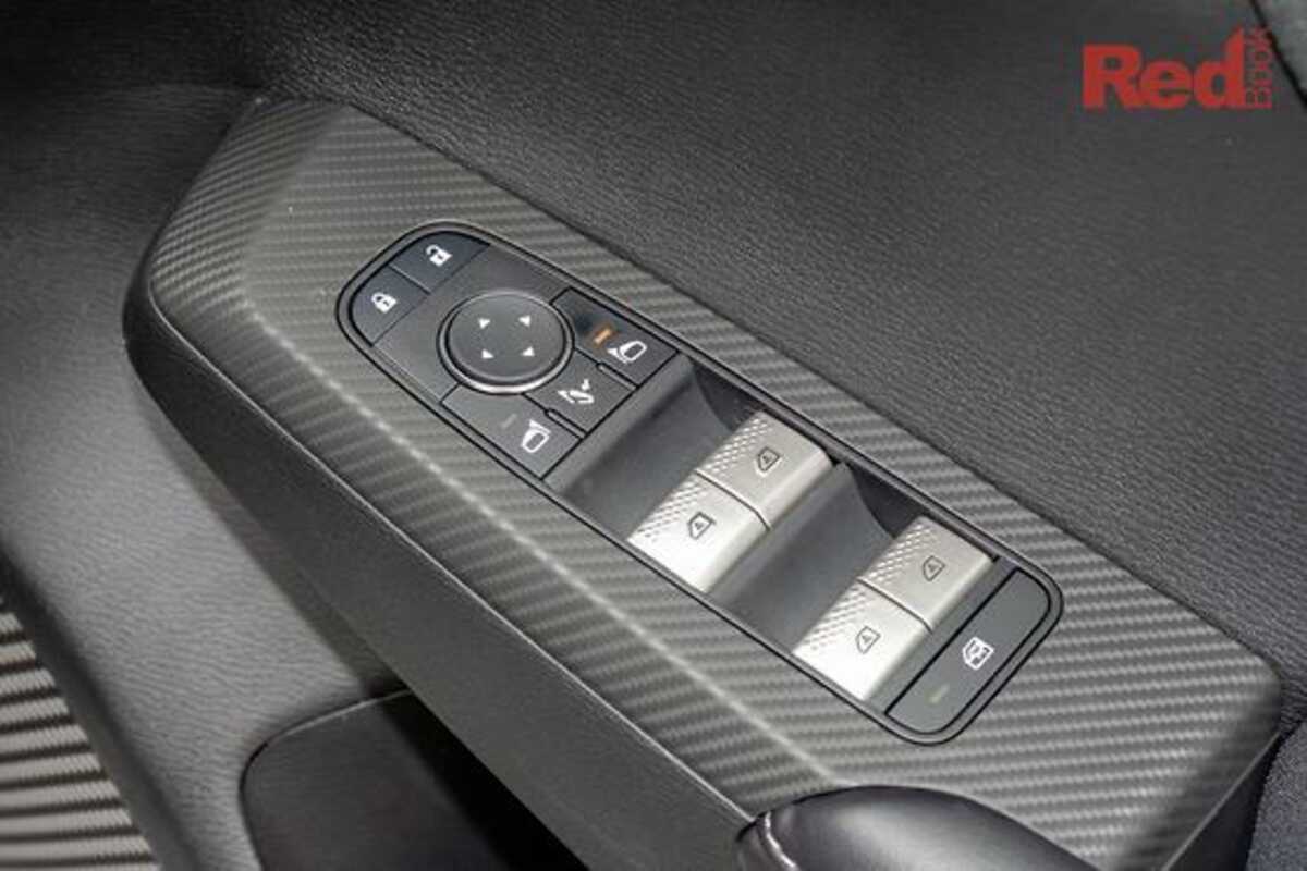 2023 Mitsubishi Outlander LS ZM