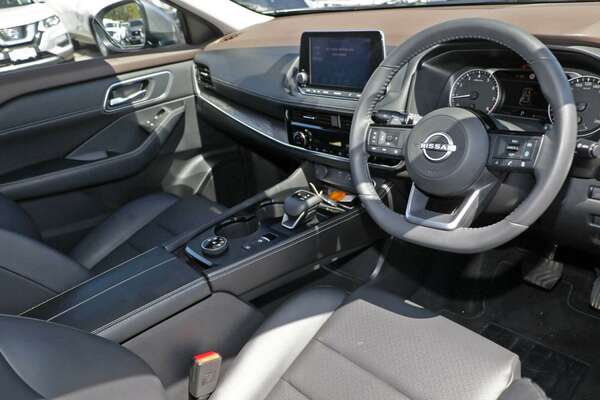 2023 Nissan X-TRAIL ST-L T33
