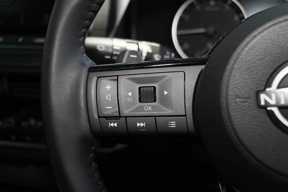 2023 Nissan X-TRAIL ST-L T33