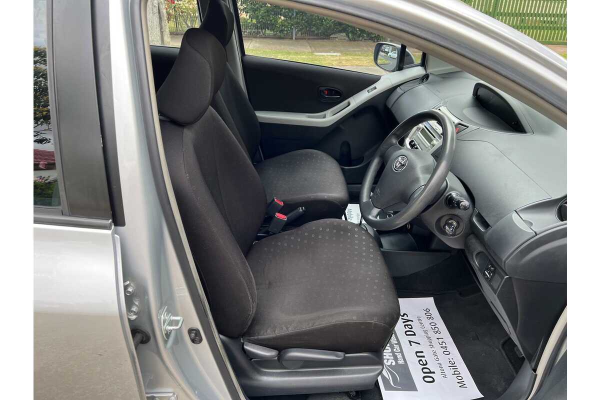 2007 Toyota Yaris YR NCP90R