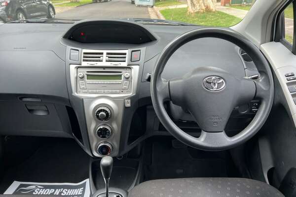 2007 Toyota Yaris YR NCP90R