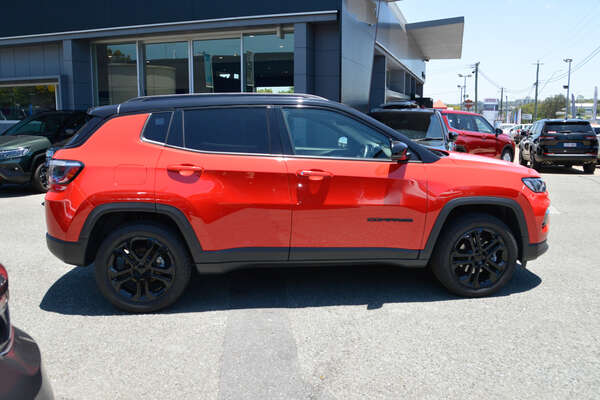 2022 Jeep Compass Night Eagle M6