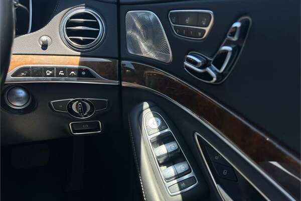 2014 Mercedes-Benz S400 (HYBRID) W222