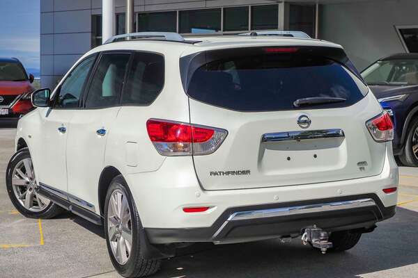 2016 Nissan Pathfinder Ti R52