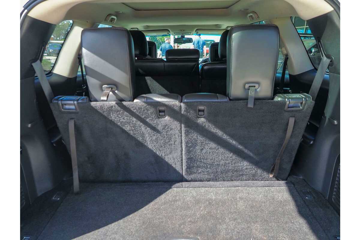 2016 Nissan Pathfinder Ti R52