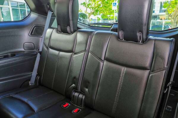 2016 Nissan Pathfinder Ti R52