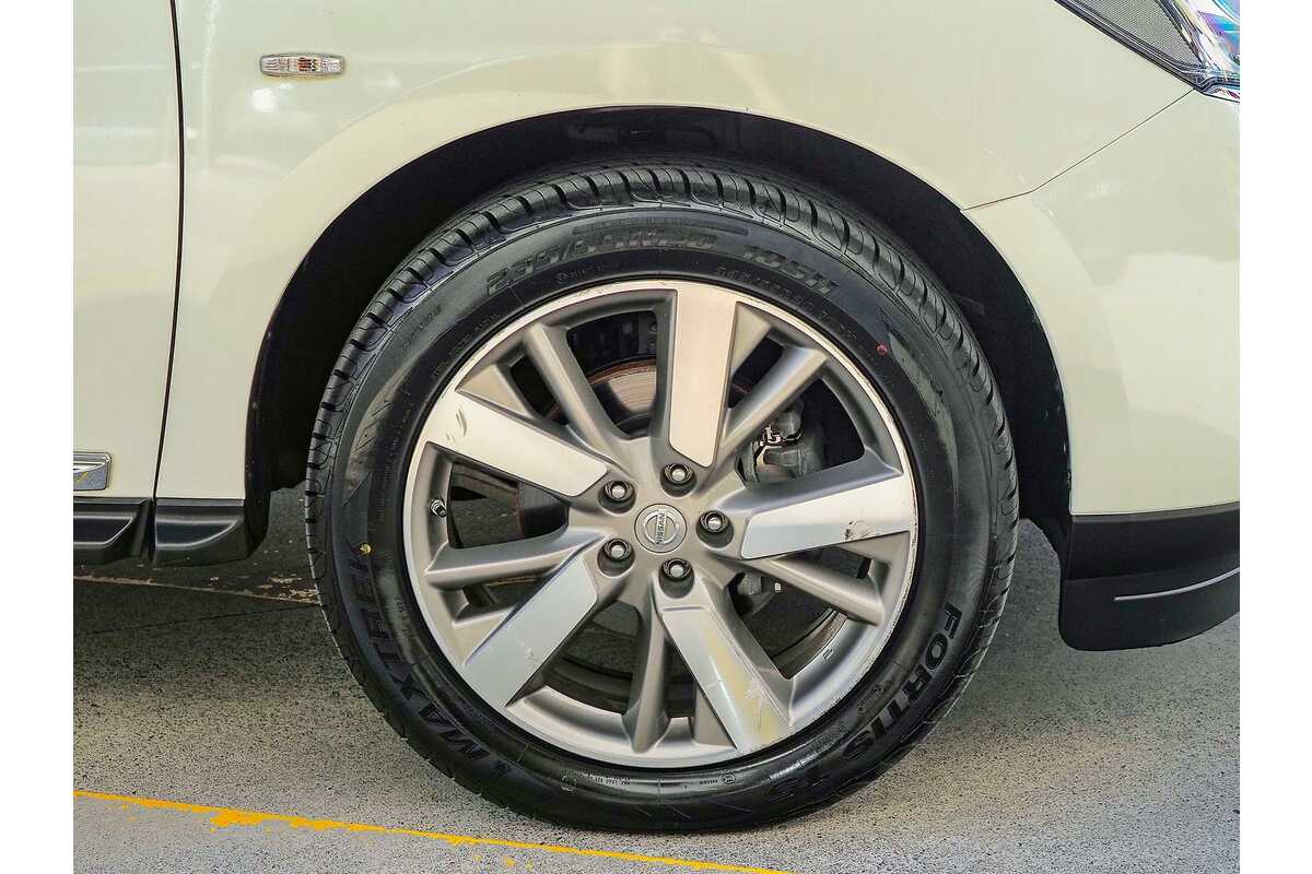 2016 Nissan Pathfinder Ti R52