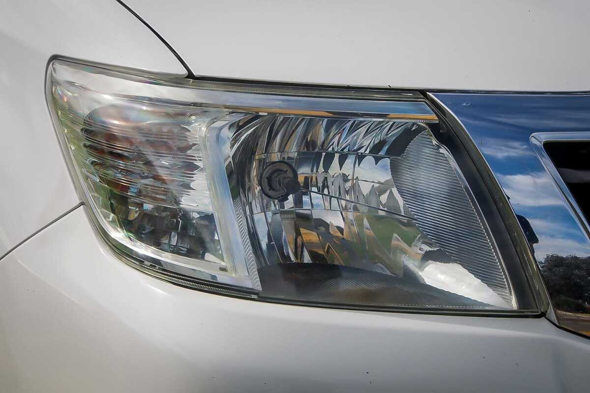 2012 Toyota Hilux SR KUN16R Rear Wheel Drive