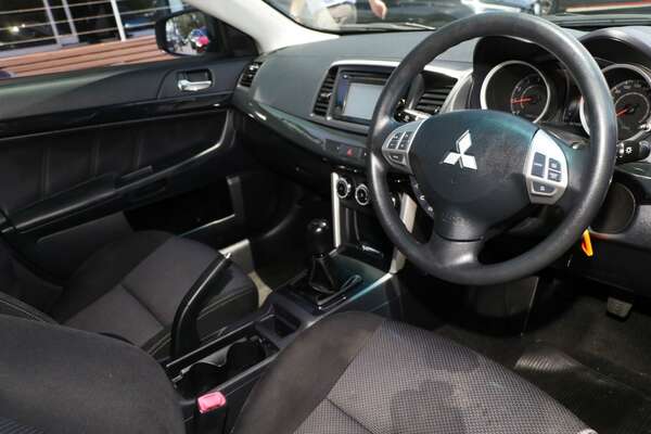 2016 Mitsubishi Lancer ES Sport CF