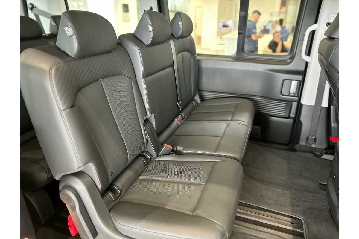 2023 Hyundai STARIA Highlander US4.V2