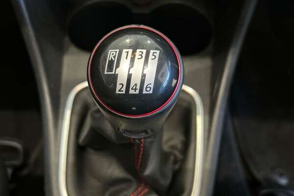 2016 Volkswagen Polo GTI 6R