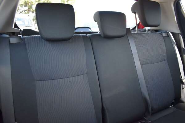 2013 Suzuki Swift GLX FZ