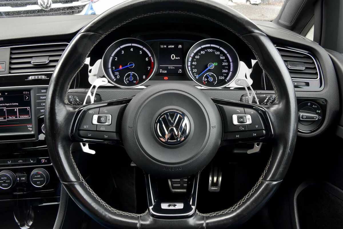 2016 Volkswagen Golf R 7