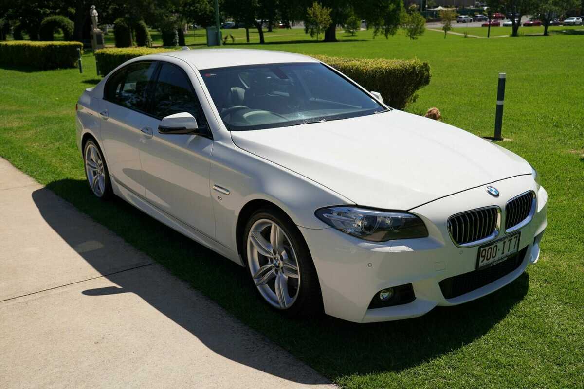 2015 BMW 520d Luxury Line F10 MY15