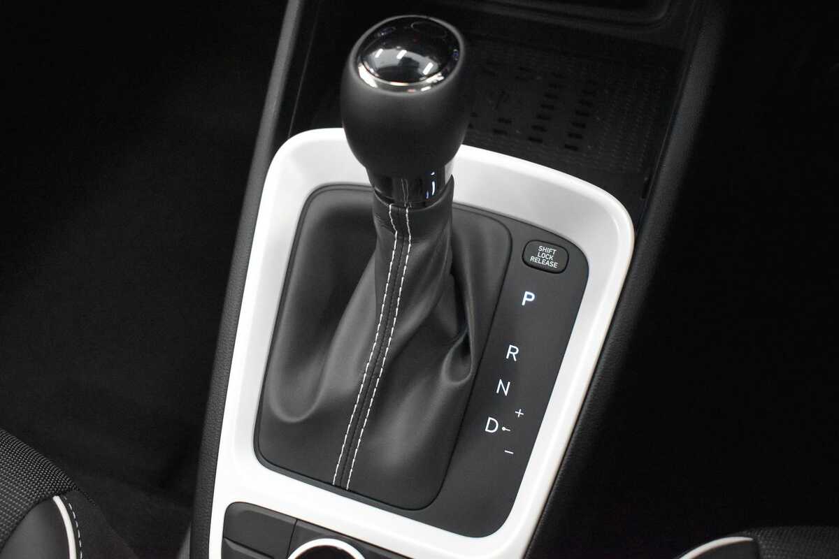 2023 Hyundai Venue Elite QX.V5