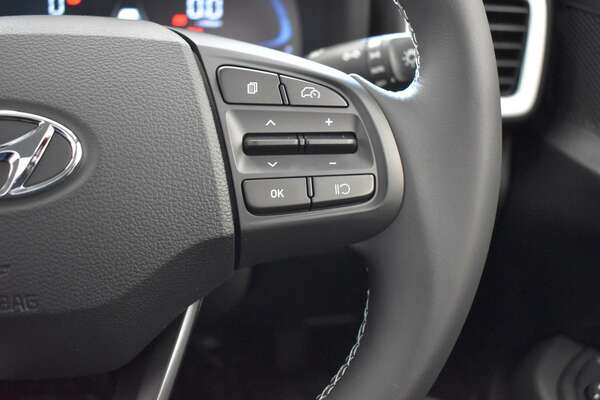 2023 Hyundai Venue Elite QX.V5