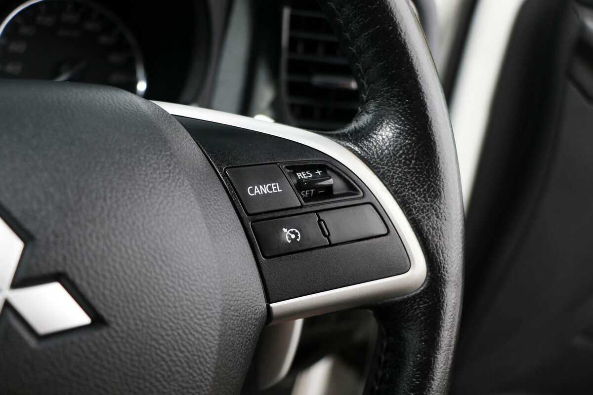 2012 Mitsubishi Outlander LS ZJ