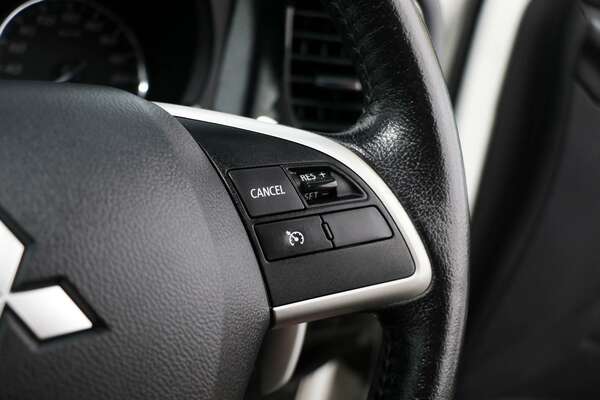 2012 Mitsubishi Outlander LS ZJ