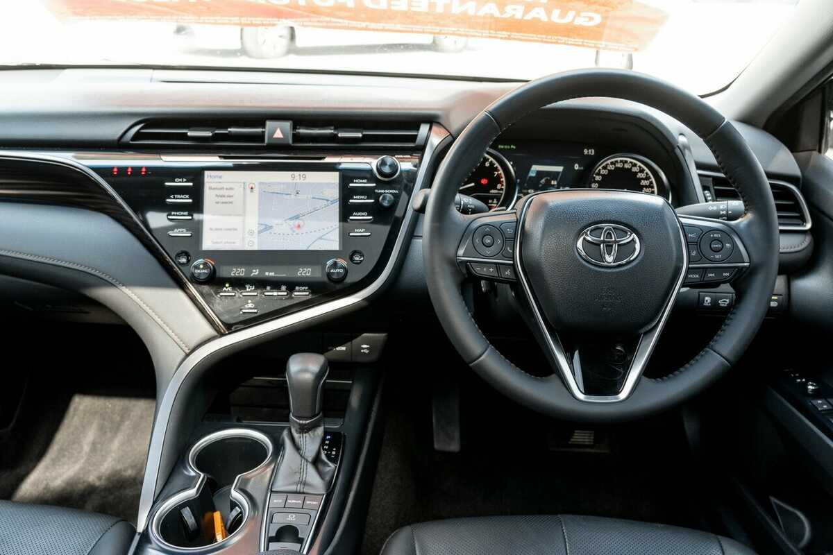 2020 Toyota Camry SL GSV70R