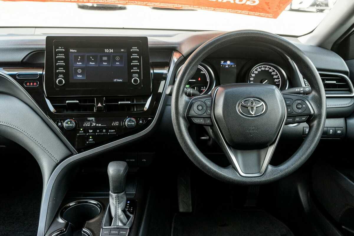 2021 Toyota Camry Ascent Axvh70R