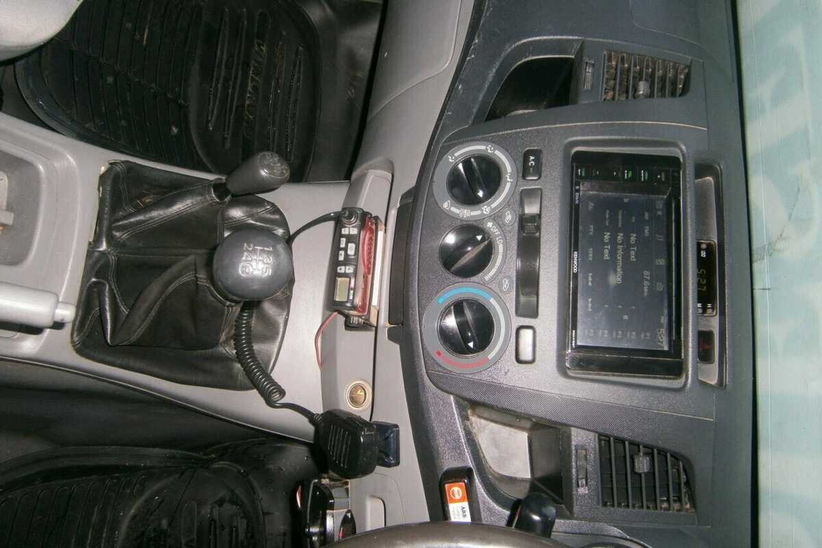2007 Toyota Hilux SR KUN16R 07 Upgrade RWD