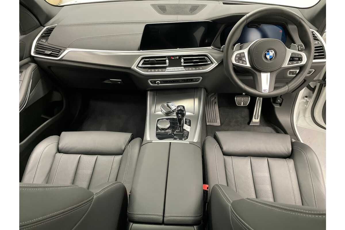 2022 BMW X5 xDrive30d M Sport G05