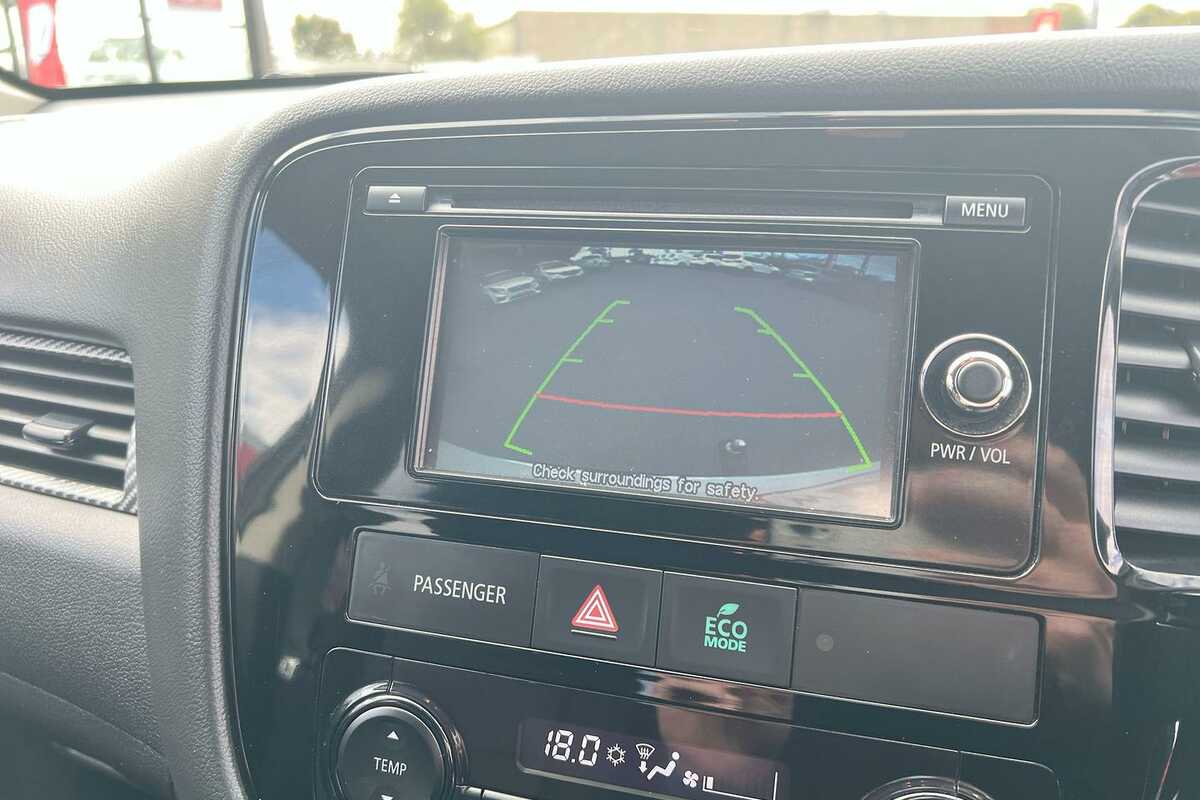 SOLD 2016 Mitsubishi Outlander LS Used SUV Wagga Wagga NSW